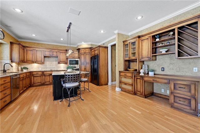 14408 Fairway Street, Leawood, KS 66224