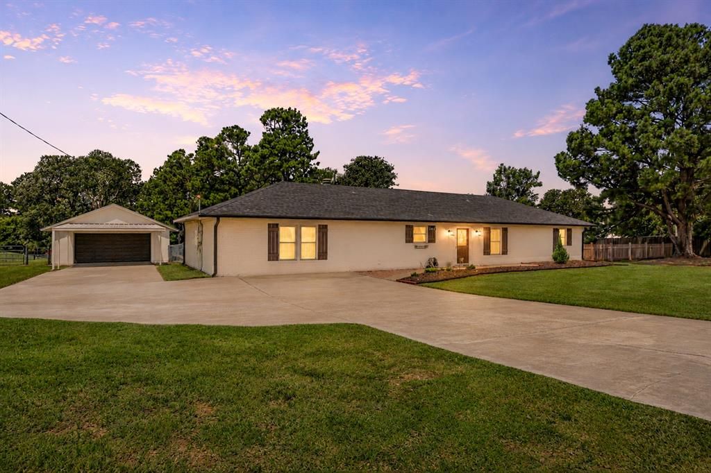 263 N Carolyn Drive, Choctaw, OK 73020