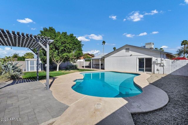 6318 S COLLEGE Avenue, Tempe, AZ 85283