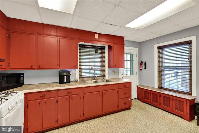 75 W 4TH ST, Pottstown, PA 19464