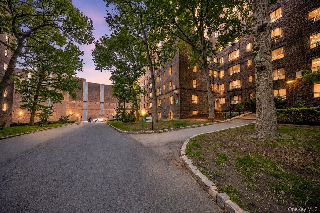 1450 Parkchester Road 4E, Bronx, NY 10462