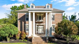 2492 River Rd, Loudon, TN 37774