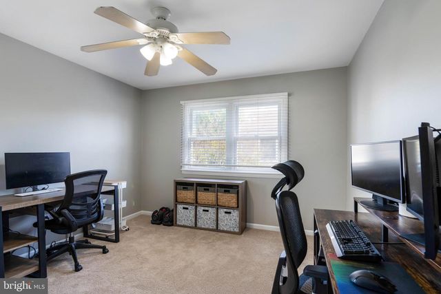 16 BONNIE RAE DR, Hamilton, NJ 08620