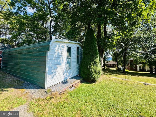 1819 WASHINGTON ST, Huntingdon, PA 16652