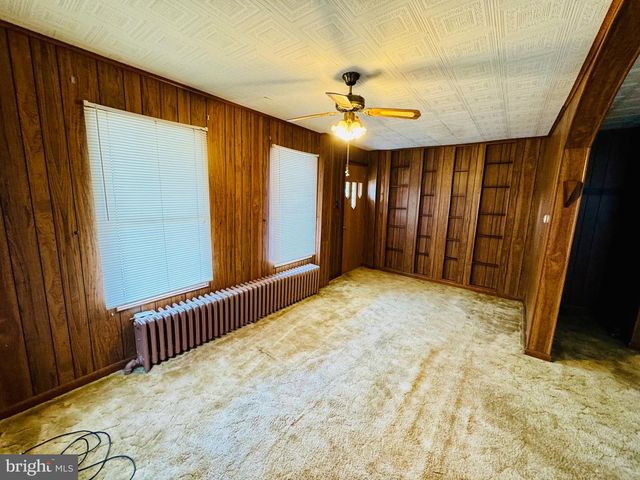 1819 WASHINGTON ST, Huntingdon, PA 16652