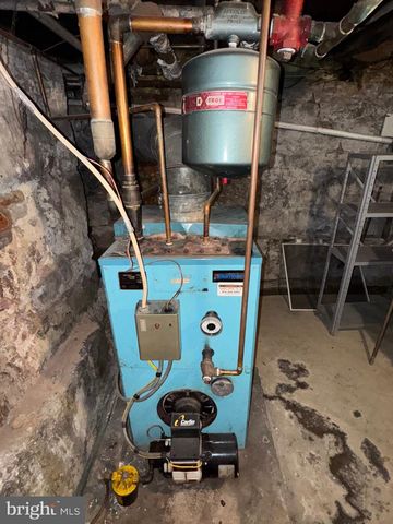 1819 WASHINGTON ST, Huntingdon, PA 16652