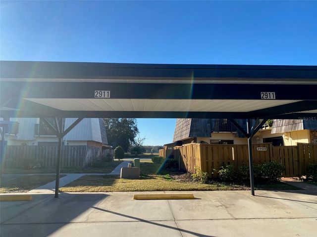 2911 PECAN AVENUE, Leesburg, FL 34748