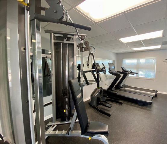 2911 PECAN AVENUE, Leesburg, FL 34748