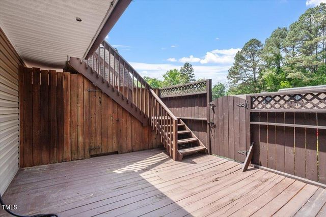294 Summerwalk Circle, Chapel Hill, NC 27517