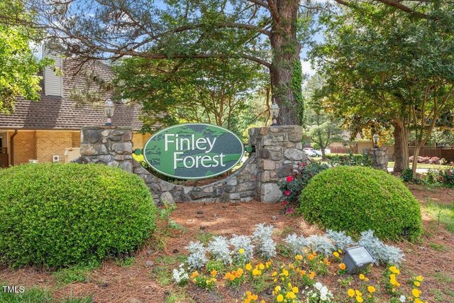 294 Summerwalk Circle, Chapel Hill, NC 27517