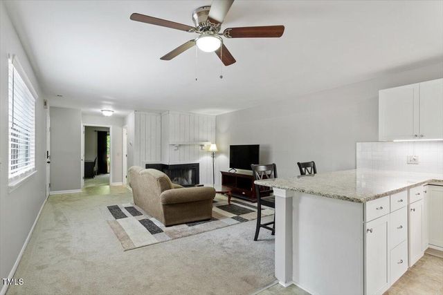 294 Summerwalk Circle, Chapel Hill, NC 27517