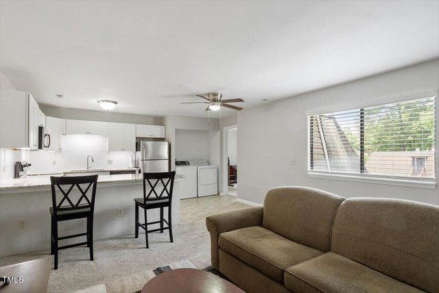 294 Summerwalk Circle, Chapel Hill, NC 27517