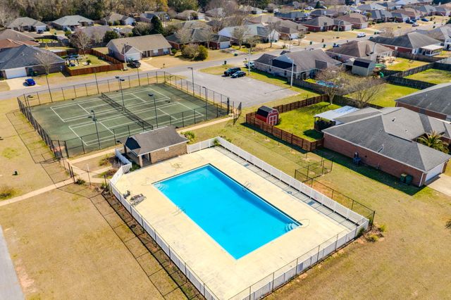 5432 E Brook Drive, Crestview, FL 32539