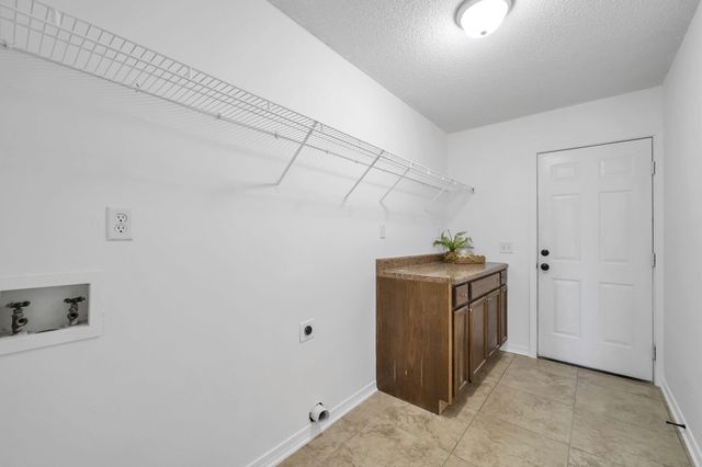 5432 E Brook Drive, Crestview, FL 32539