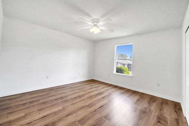 5432 E Brook Drive, Crestview, FL 32539