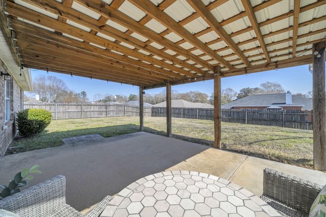 5432 E Brook Drive, Crestview, FL 32539