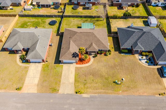 5432 E Brook Drive, Crestview, FL 32539