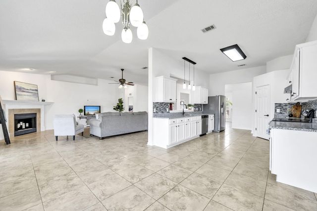 5432 E Brook Drive, Crestview, FL 32539