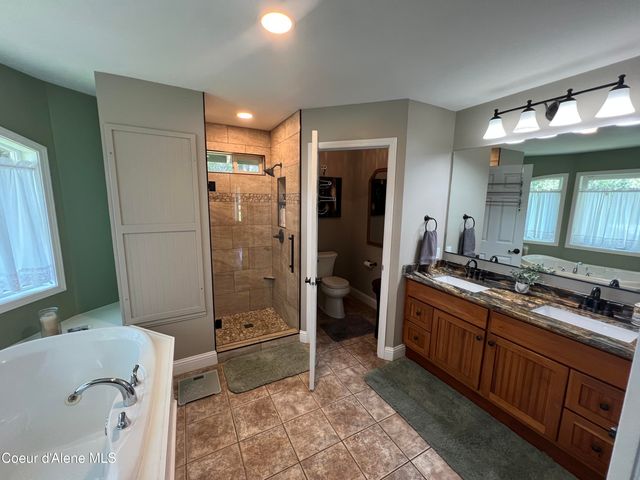 6786 E Cartwright RD, Coeur D'alene, ID 83814