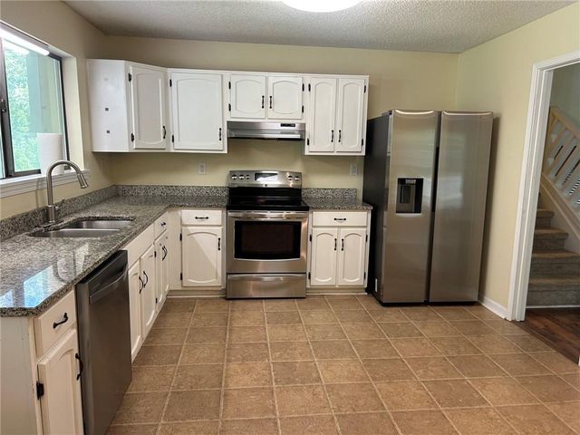 9775 Loblolly Lane, Roswell, GA 30075