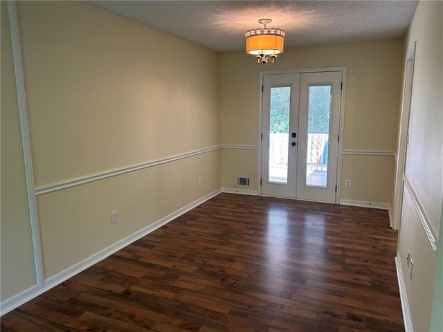 9775 Loblolly Lane, Roswell, GA 30075