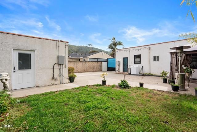 61 W Center Street, Ventura, CA 93001