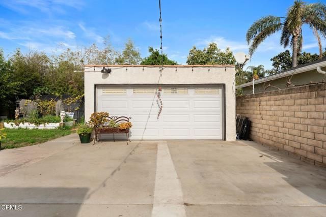 61 W Center Street, Ventura, CA 93001