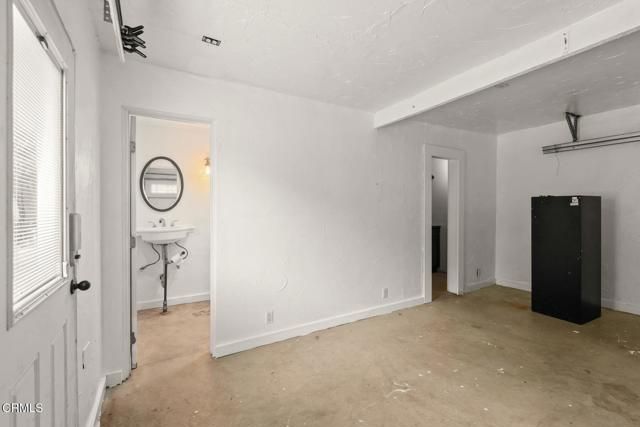 61 W Center Street, Ventura, CA 93001