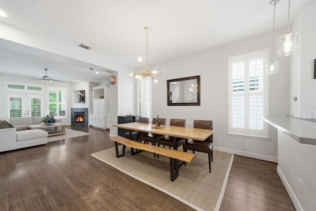 516 Asbury Street, Houston, TX 77007