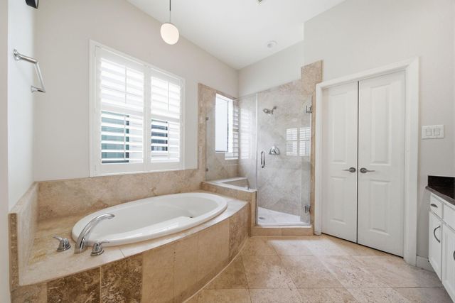 516 Asbury Street, Houston, TX 77007