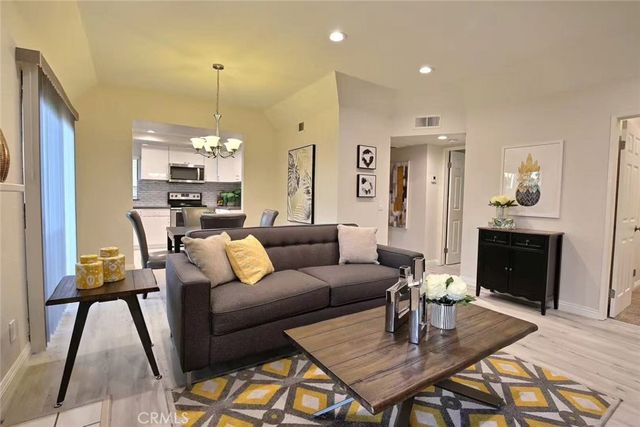 22795 Lakeway 513, Diamond Bar, CA 91765