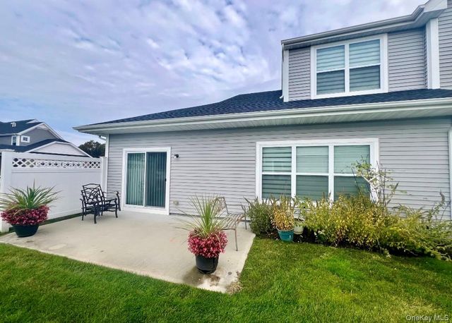 37 Willow Circle 37, Coram, NY 11727