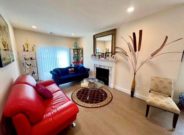 37 Willow Circle 37, Coram, NY 11727