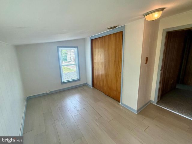 30 E CALIFORNIA STREET, Mercersburg, PA 17236