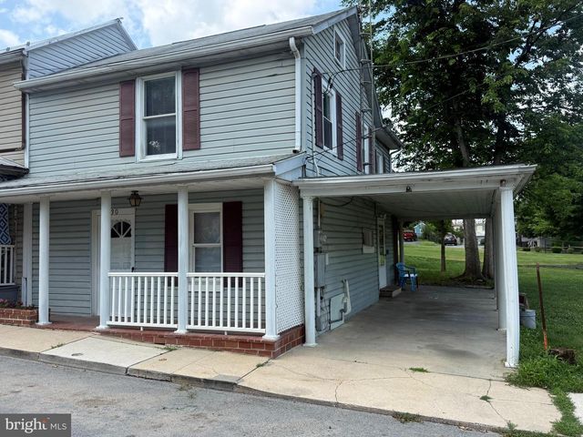 30 E CALIFORNIA STREET, Mercersburg, PA 17236
