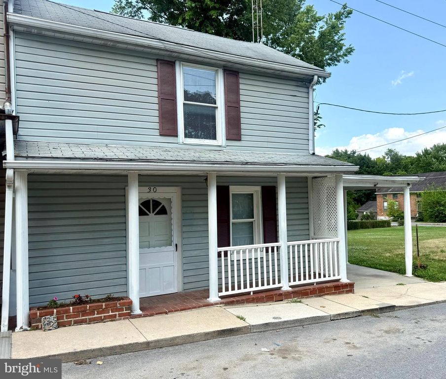 30 E CALIFORNIA STREET, Mercersburg, PA 17236