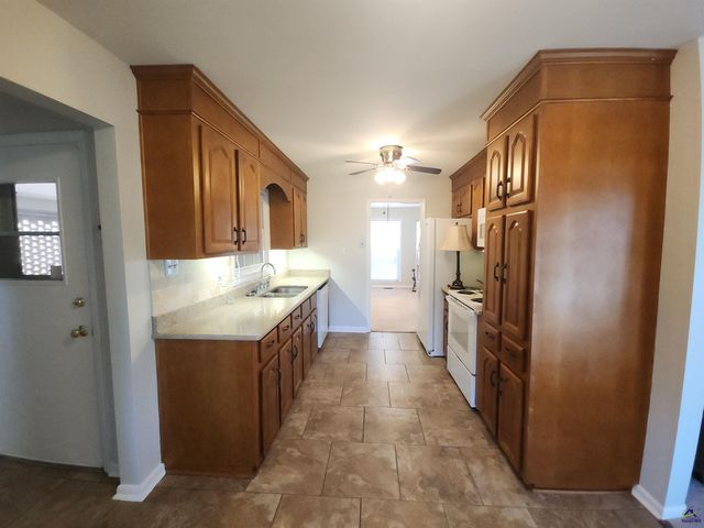 515 Kimberly Road, Warner Robins, GA 31088