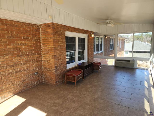 515 Kimberly Road, Warner Robins, GA 31088