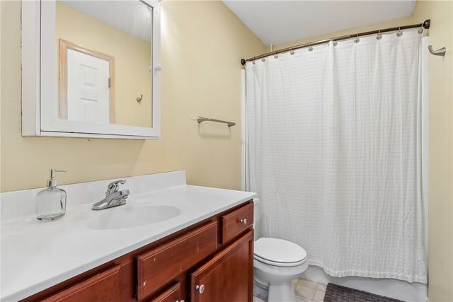 101 Lindemann Dr., Iowa City, IA 52245