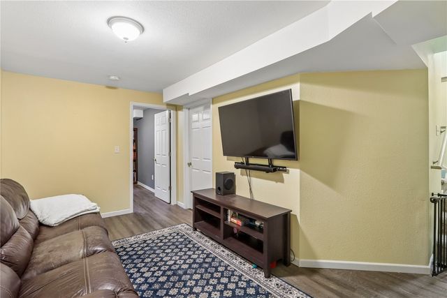 101 Lindemann Dr., Iowa City, IA 52245