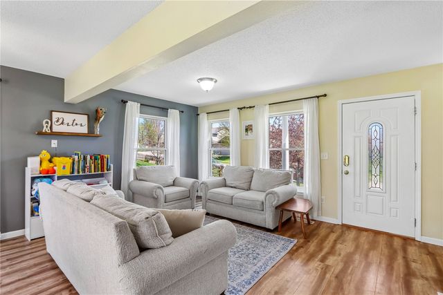 101 Lindemann Dr., Iowa City, IA 52245