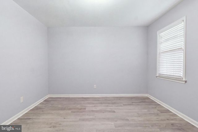 6 DEEP HOLLOW LN, Lancaster, PA 17603
