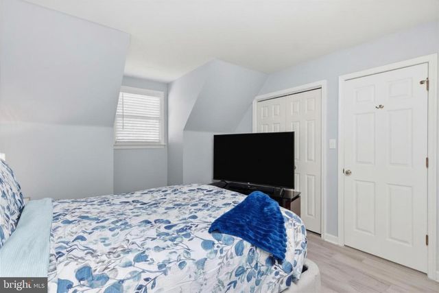 6 DEEP HOLLOW LN, Lancaster, PA 17603
