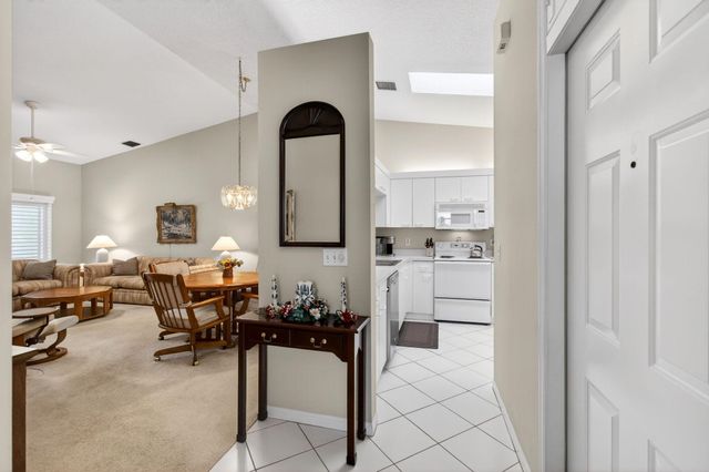 26 Sausalito Drive, Boynton Beach, FL 33436