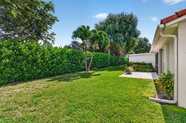 26 Sausalito Drive, Boynton Beach, FL 33436