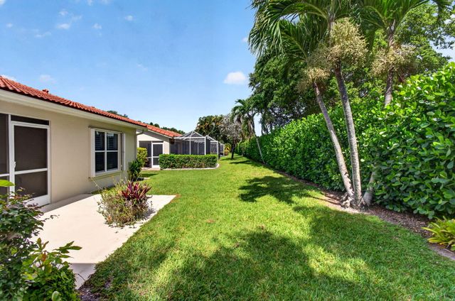 26 Sausalito Drive, Boynton Beach, FL 33436