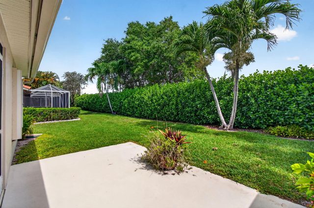26 Sausalito Drive, Boynton Beach, FL 33436