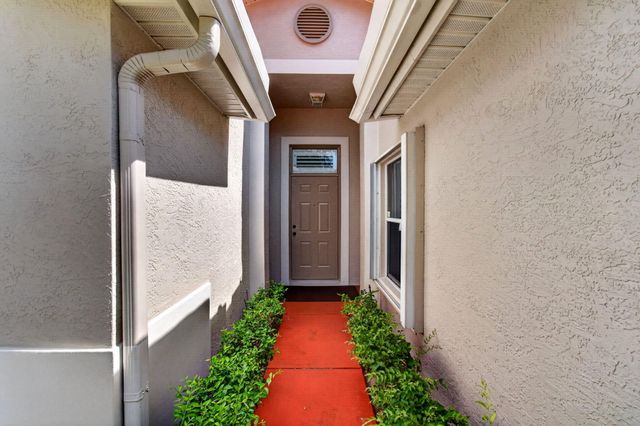 26 Sausalito Drive, Boynton Beach, FL 33436