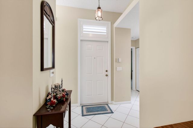 26 Sausalito Drive, Boynton Beach, FL 33436