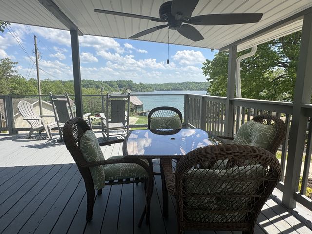 54 Lookout Ln, Waverly, TN 37185